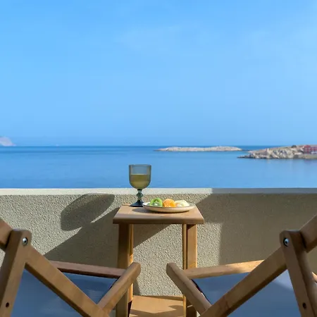 Onar Residences Chalki 펜션 Chalki Town