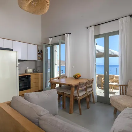 Onar Residences Chalki 펜션 *