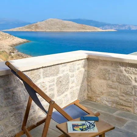 Onar Residences Chalki 펜션 *