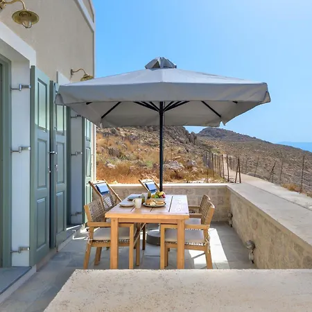 Onar Residences Chalki 펜션 Chalki Town