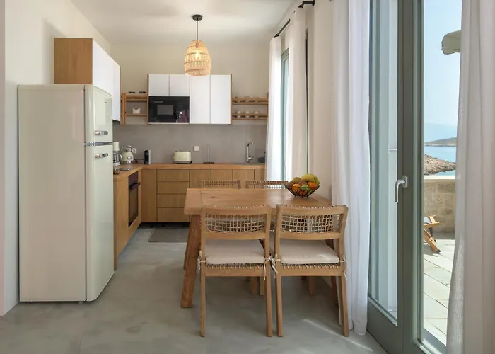 別荘 Onar Residences Chalki *