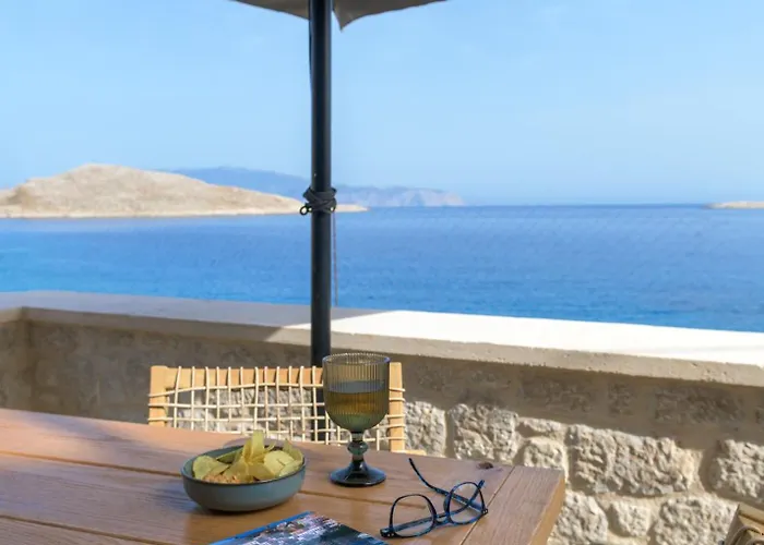 Onar Residences Chalki 펜션 Chalki Town